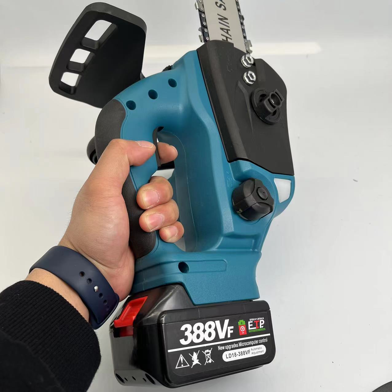 Brushless Electric Chain Saw Cordless Chainsaw